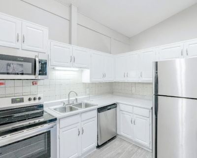 Deposit: $162.00 * Utilities included?: Yes * Fees apply?: Yes. References are not required. Non-smoking. Furnishings: Furnished * Disabled access: * Living room: shared. Availability Available Now Minimum term 1 month Maximum term None. Private furnished room for rent. Now Leasing Modern CoLiving Home in Atlanta! Discover the perfect blend of comfort, convenience, and community in this spaciou...