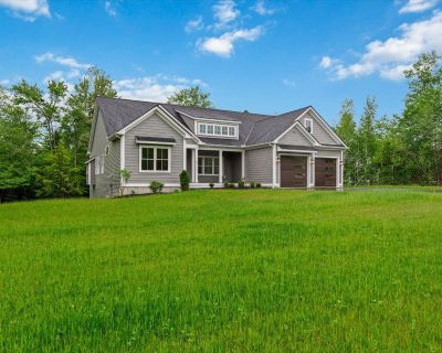 3 Bedroom 2BA 2028 ft Single Family House For Sale in Rindge, NH