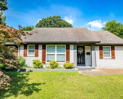 3 Bedroom 2BA 1600 ft Single Family House For Sale in Memphis, TN