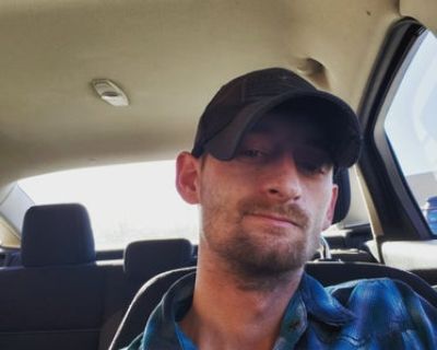 $1,200 /month. Age: 34 * Any pets?: No * Occupation: Other * Gender: Male. Non-smoking room preferred. Pets are fine. No preference specified. Age preference: 18 - 40. Looking in: Fort Worth. I am available to move as soon as possible and have a budget of $1200/month. I would like to share with males or females ideally between 18 and 40 years old.