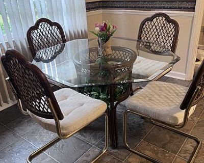 GARAGE sale with ESTATE items