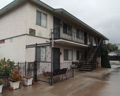 Security deposit: $1,000.00 * Fees apply?: No. References are not required. Non-smoking. Furnishings: Furnished * Disabled access: * Living room: shared. $1,650 monthly (whole property). Bed Bath Apartment Gardenia Ave Unit #Long Beach, CA, Description Apartment for Rent bed bath Laminate hardwood floor Newly renovated and painted New ceiling fan installed, window blinds Kitchen comes with new ...