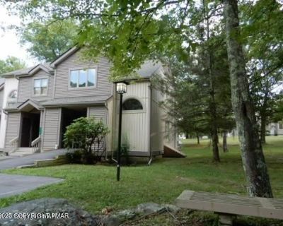 2 Bedroom 2.5BA 1368 ft Furnished Apartment For Rent in Monroe County, PA