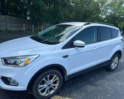 Used 2017 Ford Escape SE