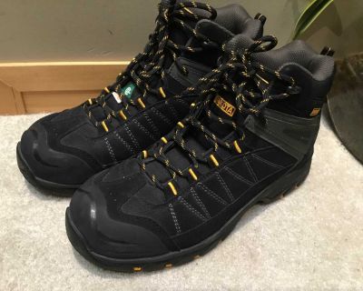 DAKOTA steel toe work boots men s size 11-very good condition