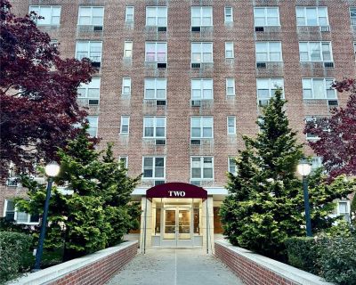 1 Bedroom 1BA 700 ft CO-OP For Sale in Yonkers, NY