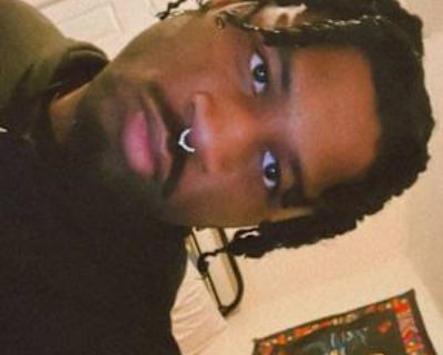 Isaiah, 21 years, Male. Looking in: Louisville, Jefferson County, KY