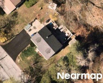 3 Bed 1 Bath Preforeclosure Property in Portland, ME 04102 - Sunset Ln