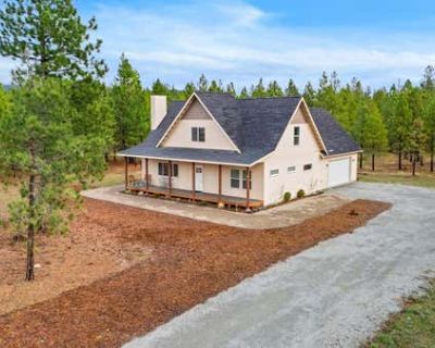 5 Bedroom 3BA 2372 ft Single Family Home For Sale in OLDTOWN, ID