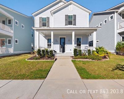4 Bedroom 3BA 2525 ft Pet-Friendly Single-family home For Rent in Summerville, SC