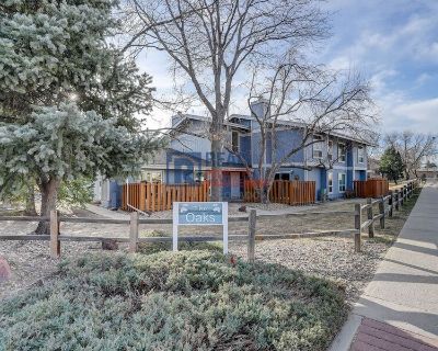 8487 Everett Way. Welcome Home Step into this beautifully updated and spacious 2-bedroom condo in the heart of Arvada s desirable Lake Arbor area. With 1,018 sq ft of comfortable living space, this home offers a perfect blend of modern updates and warm, inviting character. High vaulted ceilings create an open, airy atmosphere, while the mix of wood flooring and soft carpeting adds both style an...