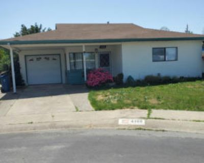 3 Bedroom 1BA 959 ft Single Family Home For Sale in Martinez, CA