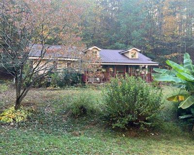 3 Bedroom 1BA Single Family House For Sale in Canton, GA