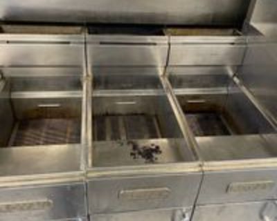 Turnkey Food Truck w/ Brand New Engine & Trans - GMC / P3500 / 1986