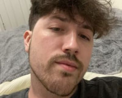 Non-smoker * Interested in teaming-up. Budget: $1,000 per month. Ready to move: now. Seeking a 12 months stay. Looking for myself. Looking for a place to stay to save some money