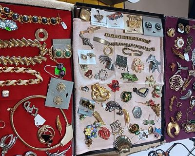 Garage Sale Huge Tons Clearing out Estate storage unit