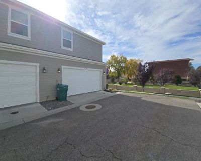 3 Bedroom 2.5BA 2128 ft Apartment For Rent in Layton, UT