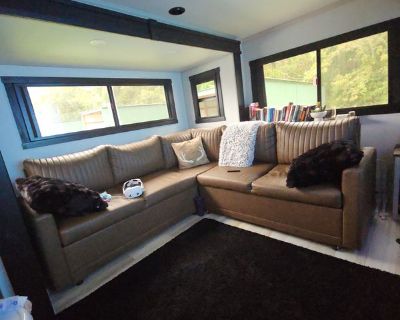 Kacey (Has a Place) on iROOMit. Room in the 3 Bedroom 2BA Property For...