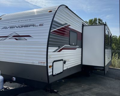 2025 Forest River Avenger 26DBSLE