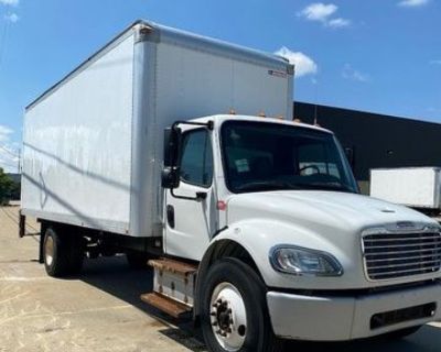 2014 Freightliner M2 BOX Truck