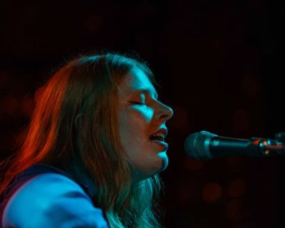 Madeline - Needs an Apartment on iROOMit or a Room