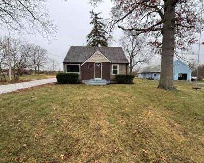 3 Bedroom 1BA 1356 ft Single Family Home For Sale in FORT WAYNE, IN