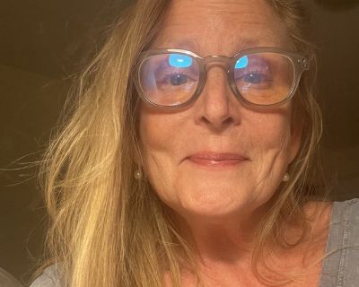 Female Seeking Room in Manhattan, NY