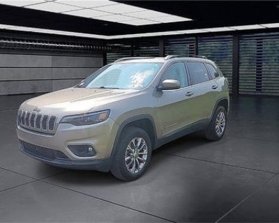 2021 Jeep Cherokee 4X4 Latitude LUX 4DR SUV