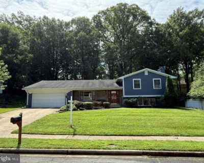 5 Bedroom 3BA 1786 ft Single Family Home For Sale in VIENNA, VA