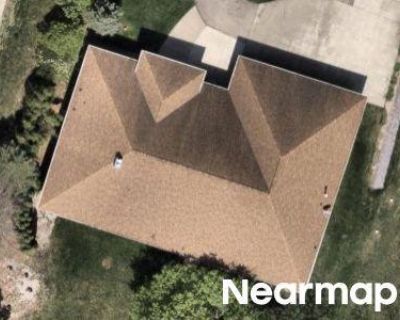 Preforeclosure Property in Oconomowoc, WI 53066 - W Lake Dr