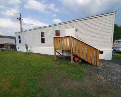 2 Bedroom 1BA 672 ft Mobile Home For Sale in BRAINTREE, VT