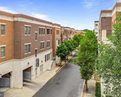 1 Bedroom 1BA 1020 ft Condo For Sale in Collingswood, NJ