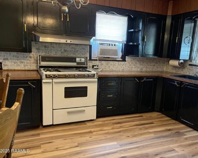 3 Bedroom 1BA 1176 ft Santa For Rent in New Iberia, Louisiana
