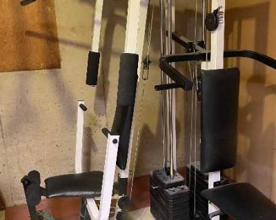 weider weight machine