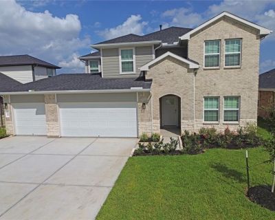 4 Bedroom 3BA 2452 ft² Home For Rent in Fulshear, TX