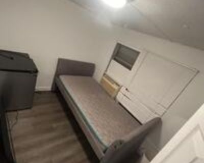 Hallandale Beach House with Workspace. Beautiful & cozy