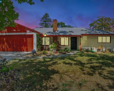 3 Bedroom 1BA 1394 ft Single Family House For Sale in Fairfield, CA