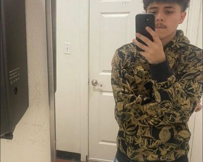 andrew - Needs a Place on iROOMit or a Room