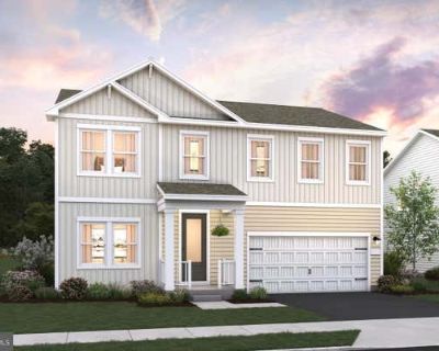 5 Bedroom 3BA 2533 ft Single Family Home For Sale in BERLIN, NJ