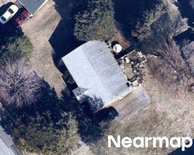 3 Bed 1.0 Bath Preforeclosure Property in Luray, VA 22835 - Massanutten Pl