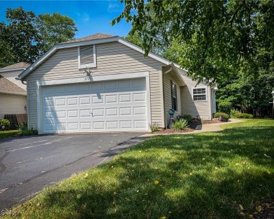 2 Bedroom 2BA Condo For Sale in Stow, OH