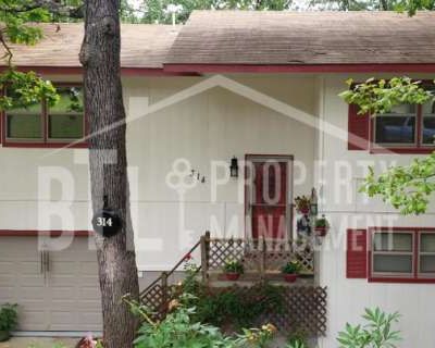 Nice 3 Bedroom Home in an Unbeatable Location!. image_url. In unit laundry Pet friendly Garage Extra storage Range Oven Unit Amenities extra storage in unit laundry oven range refrigerator Property Amenities on-site laundry parking garage cats allowed dogs allowed. Pets allowed. 3 Bedroom. 2 Bathroom. 1412 ft