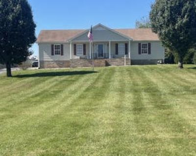 3 Bedroom 2BA 1680 ft Single Family Home For Sale in LAFAYETTE, TN