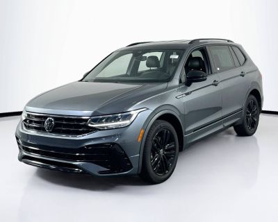Used 2022 Volkswagen Tiguan SE R-Line Black