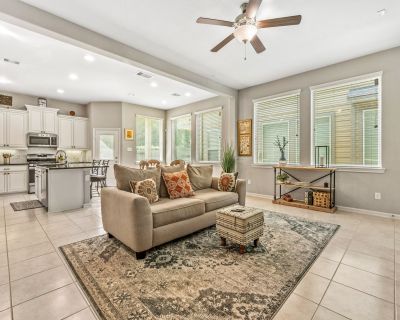 3 Bedroom 2BA 1826 ft Townhouse For Sale in Humble, TX