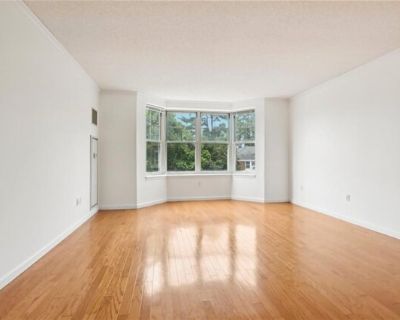 Mamaroneck Ave Apt,white Plains, Condo For Sale