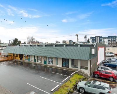 1 Bedroom 1BA 4000 ft Office Space For Rent in Burien, WA