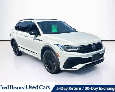 Used 2022 Volkswagen Tiguan SE R-Line Black