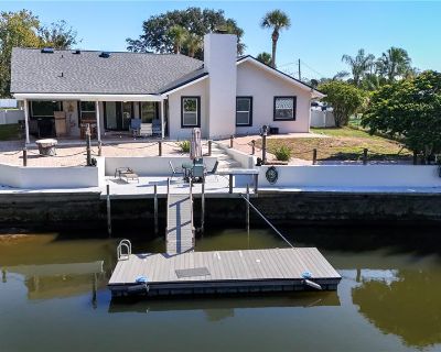 3 Bedroom 2BA 2279 ft Apartment For Rent in Crystal River, FL