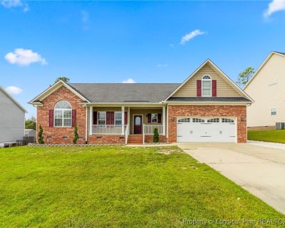 3 Bedroom 2BA 1912 ft Apartment For Rent in Spring Lake, NC